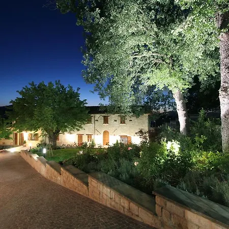 Çiftlik konaklama Country House Le Fontanelle SantʼIppolito